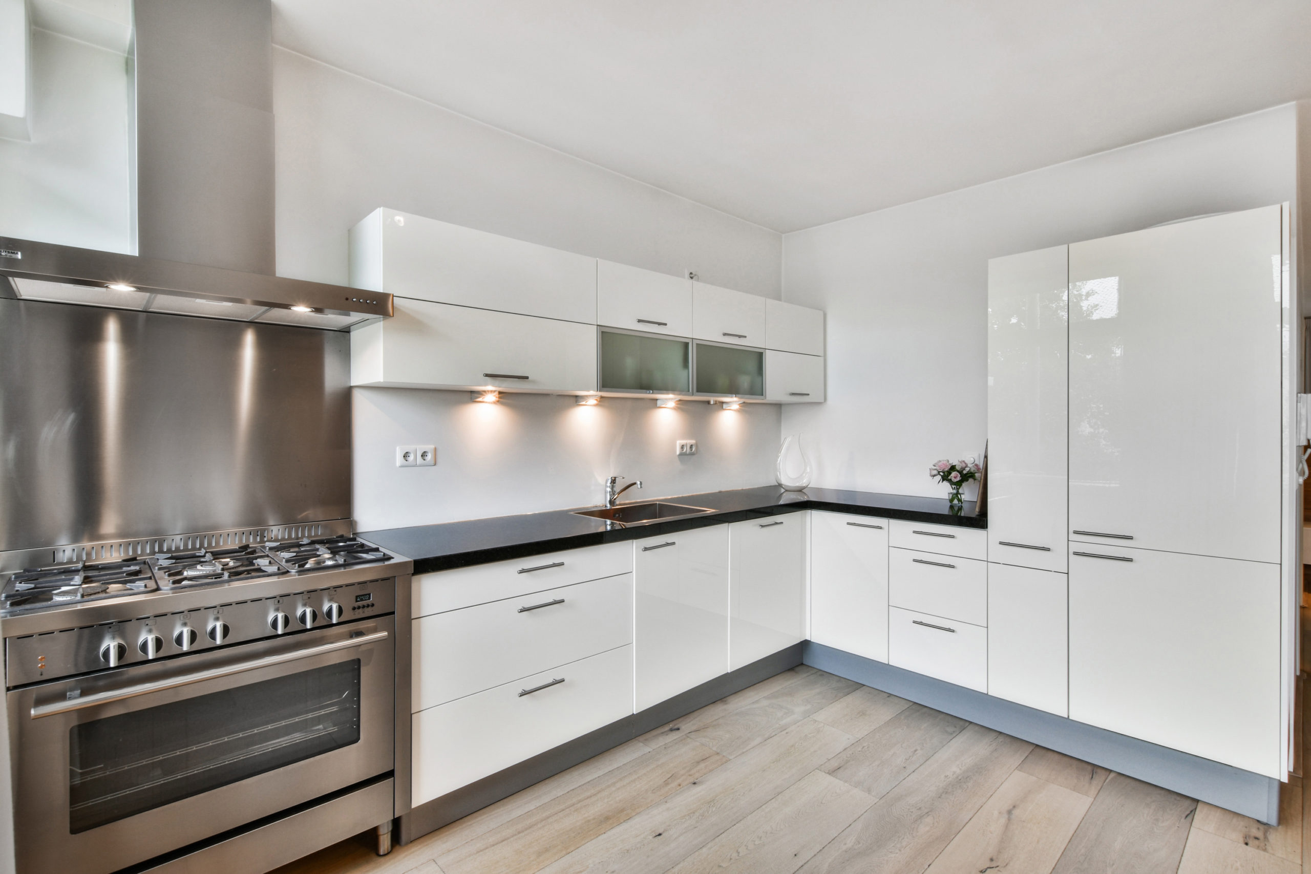 room-interior-design_23-2148899465